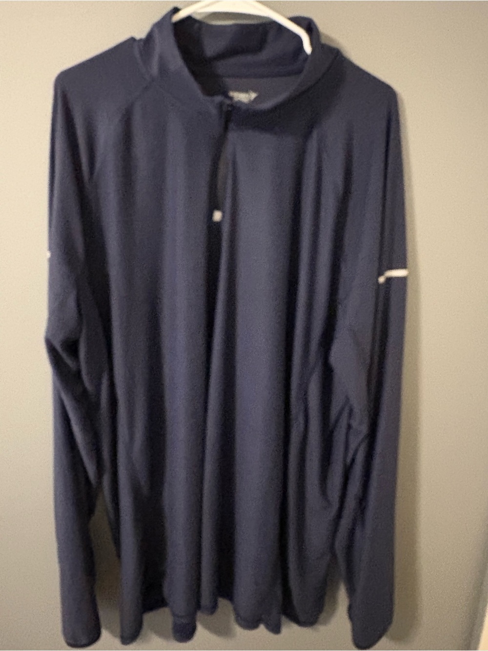 Old Navy Men's Long-Sleeve Performance Top - Navy Blue